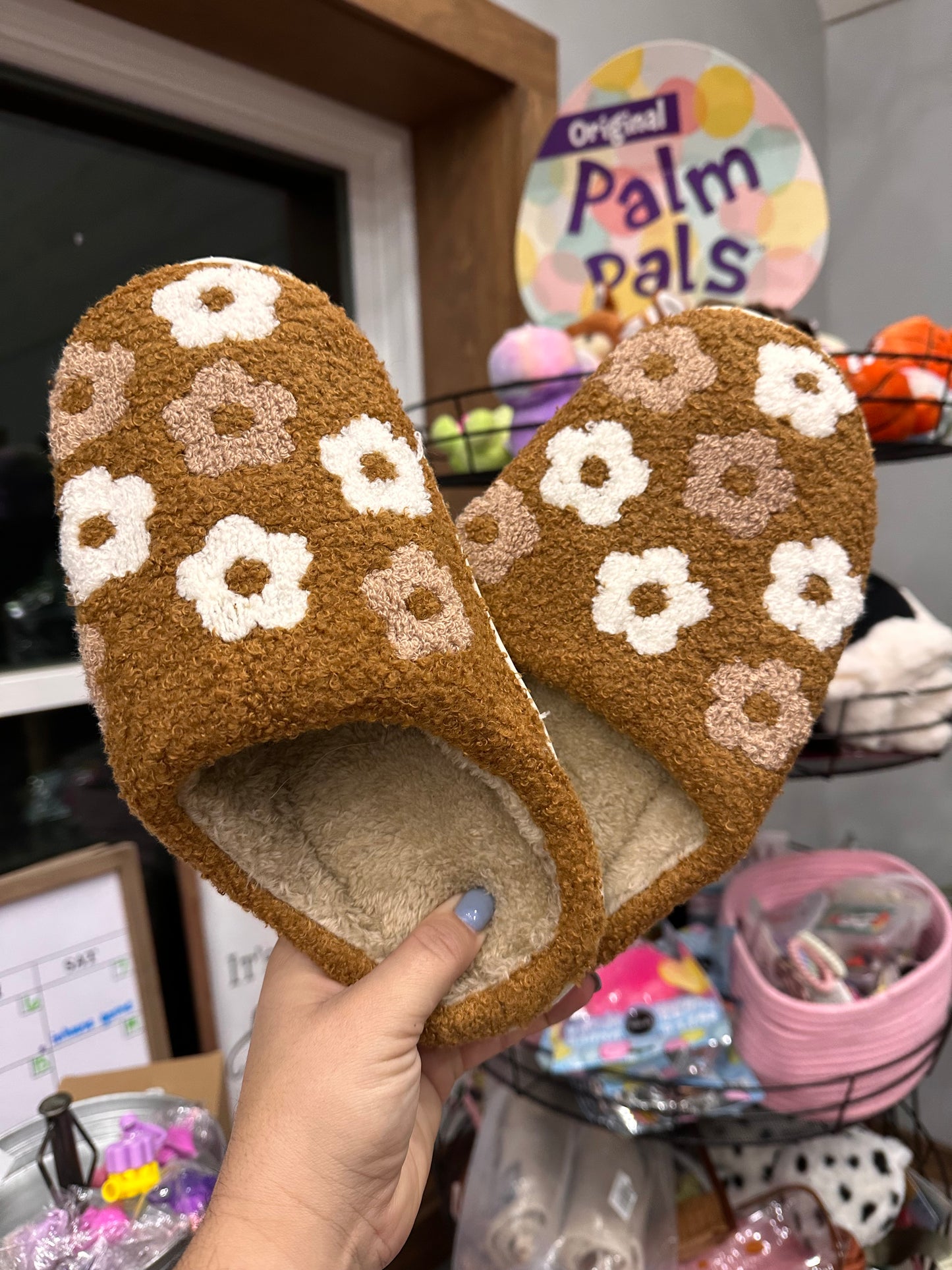 Brown Floral Slipper - 8-10