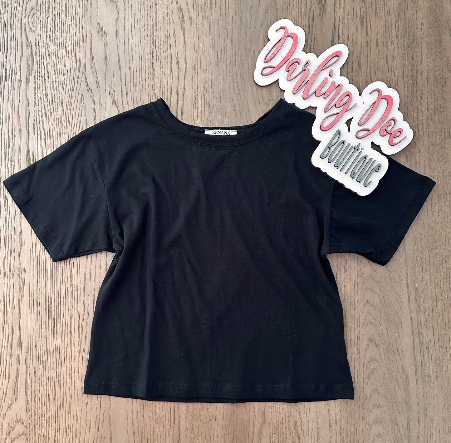 Black crop basic tee