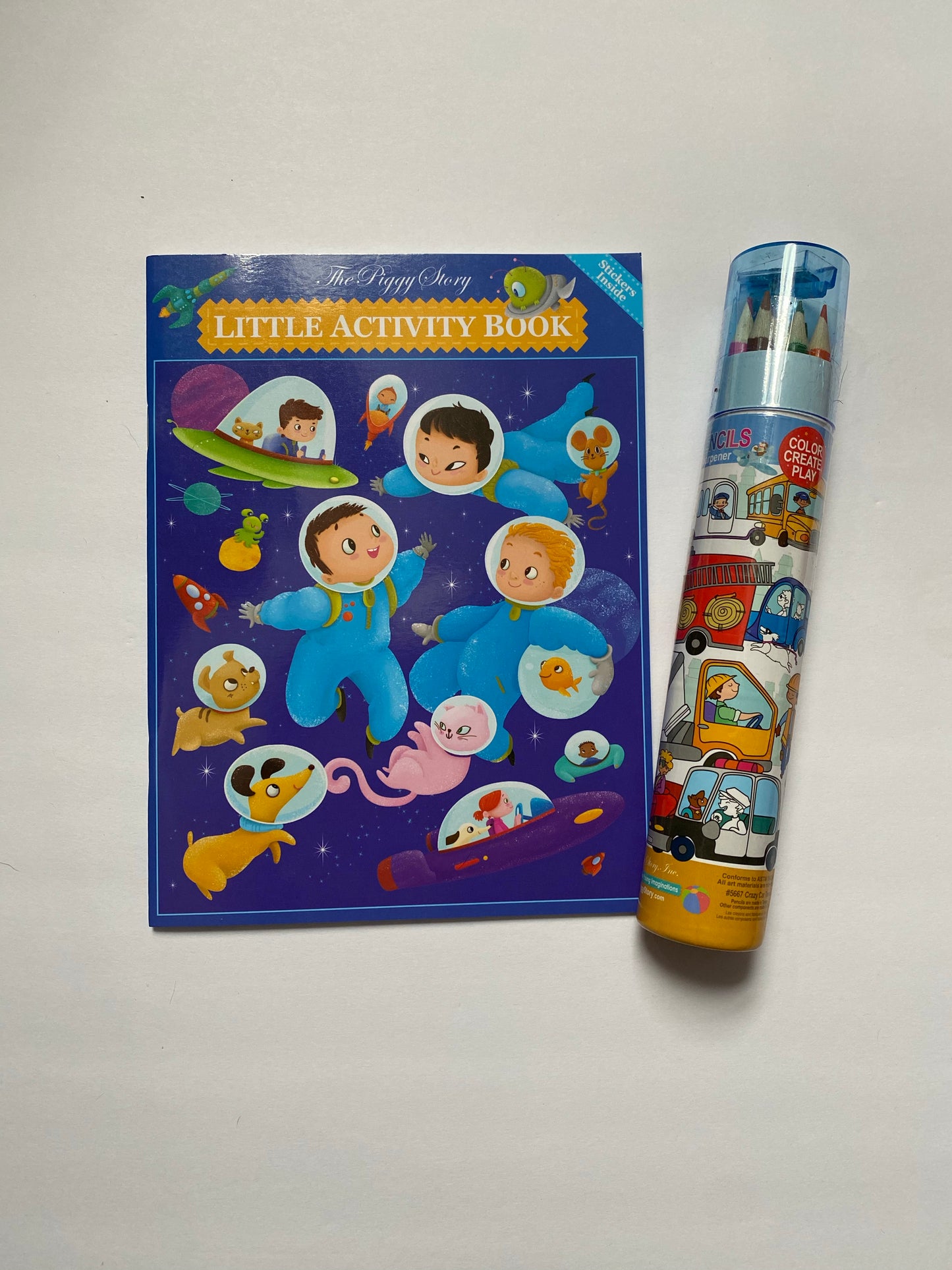 Space & Cars activity book w. Colored pencil set