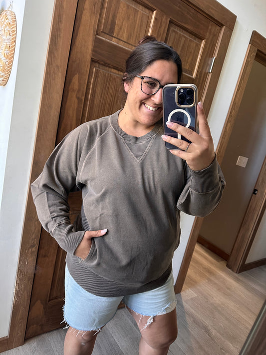 Brown Pullover w. Pockets