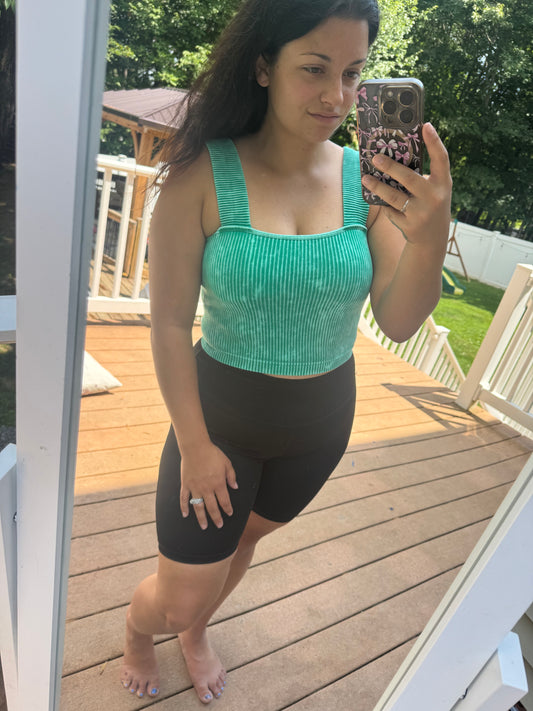 Kelly green ribbed crop