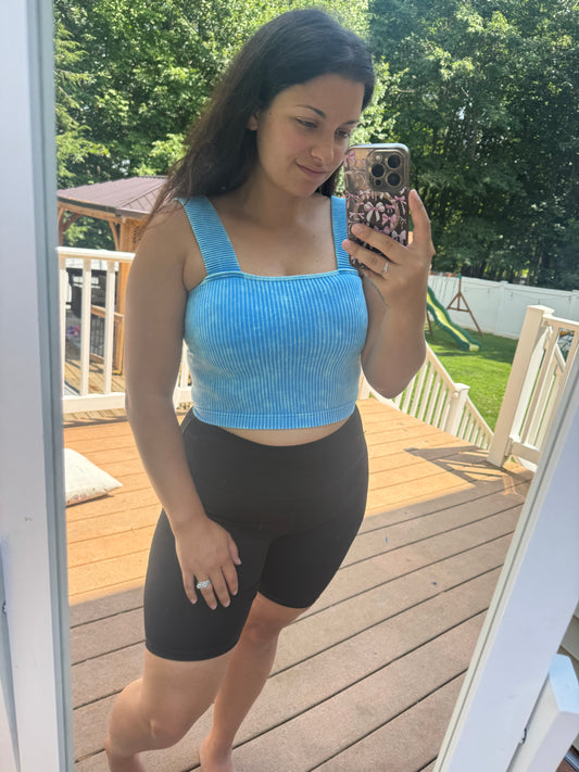 Sky blue ribbed crop