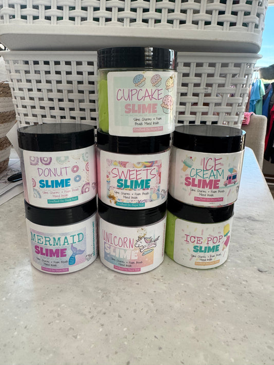 Slime and seek (at random)