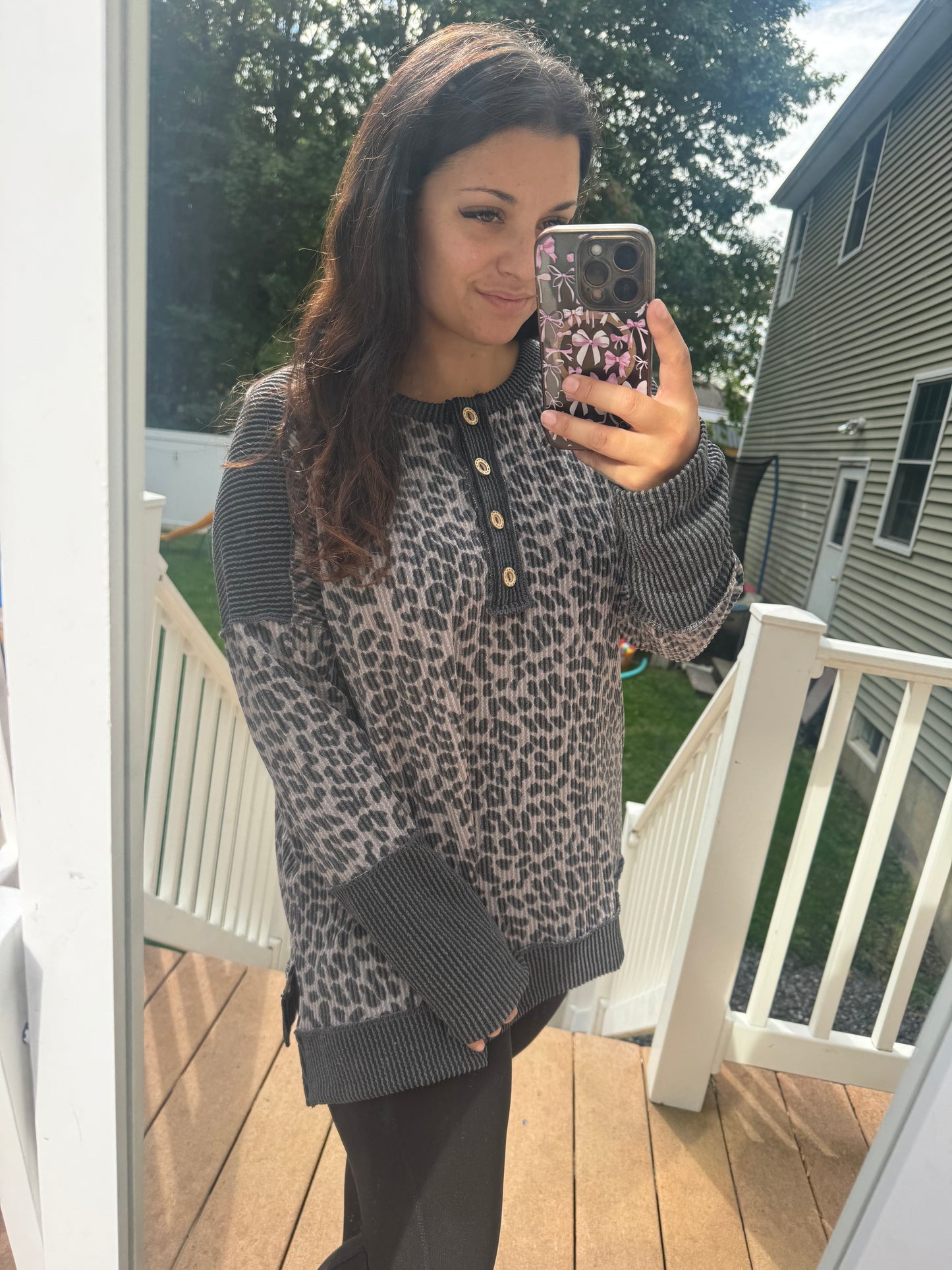 Oversized Grey cheetah ribbed button long sleeve