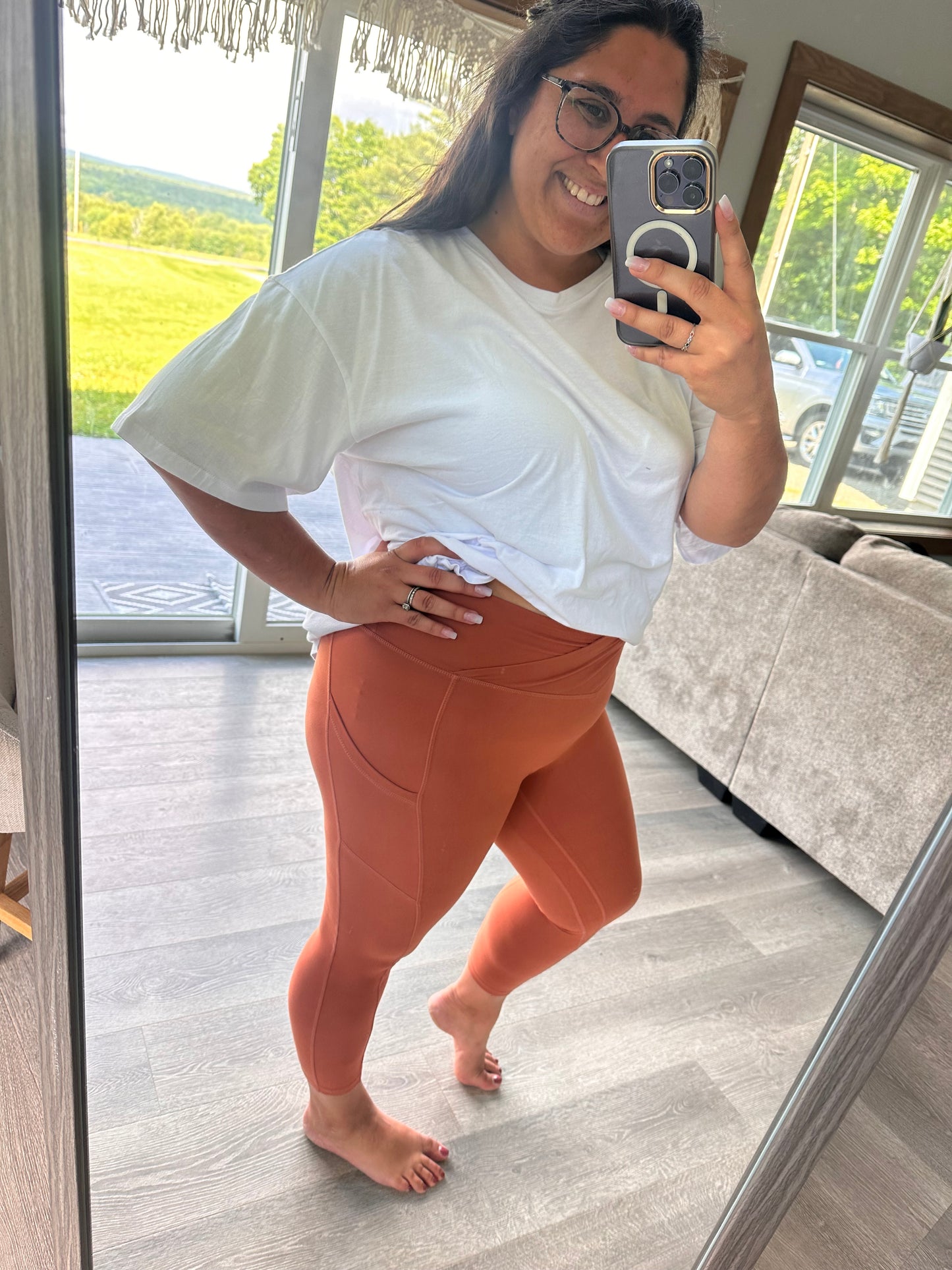 Apricot V Waist Capri Leggings