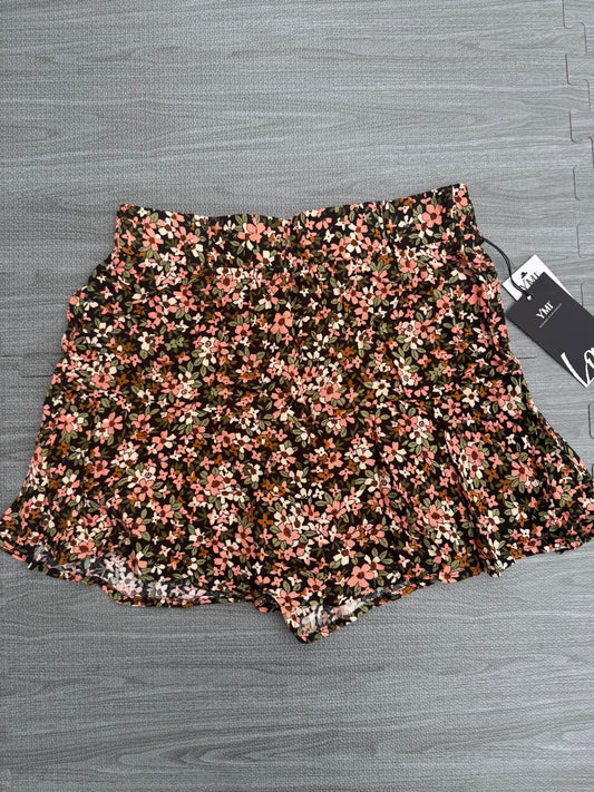 Ditzy floral skort