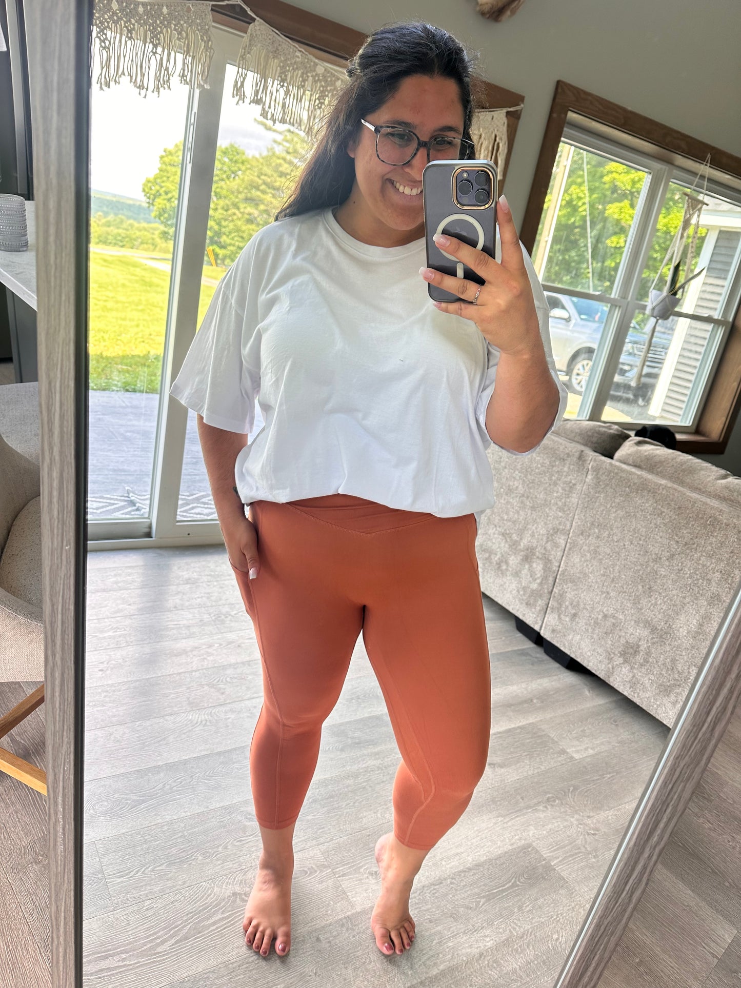 Apricot V Waist Capri Leggings