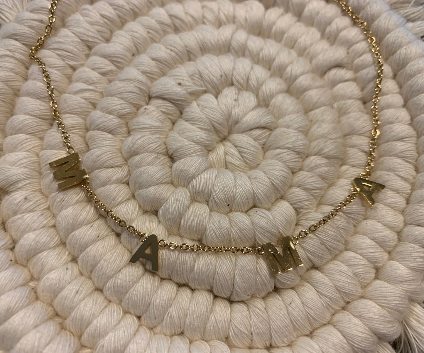 Mama necklace